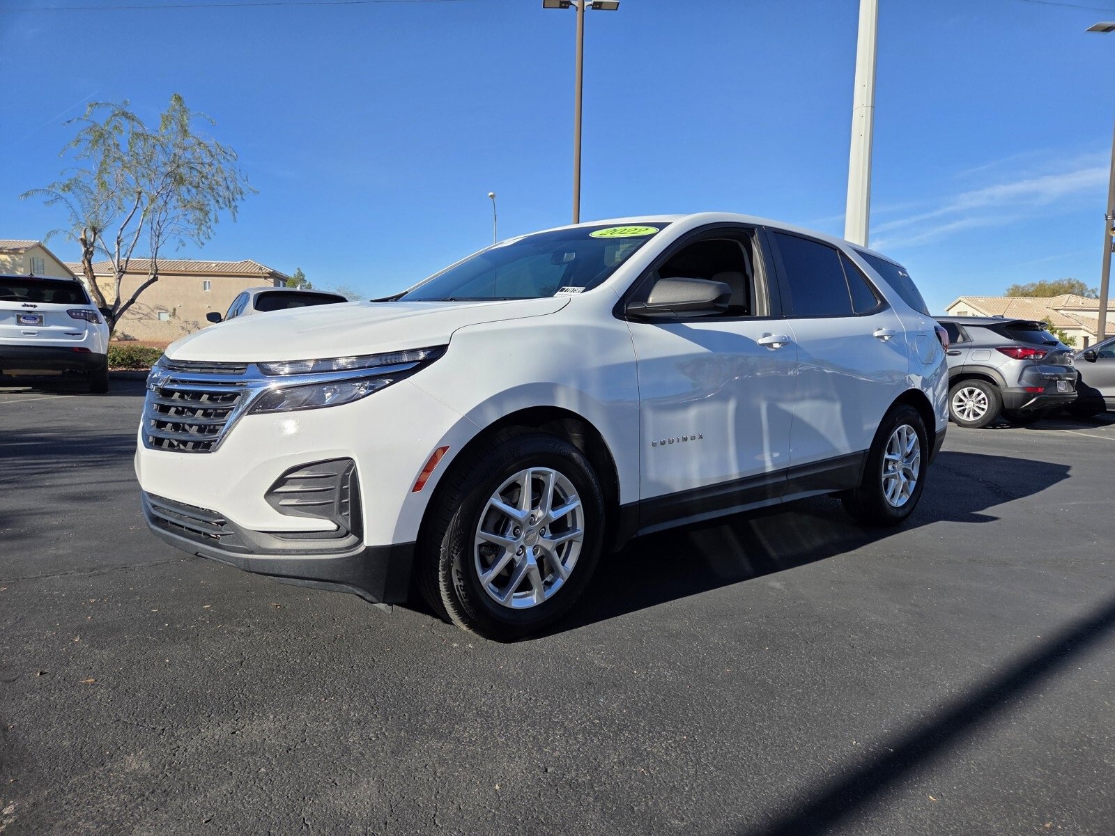 Used 2022 Chevrolet Equinox LS w/ LS Convenience Package video 2