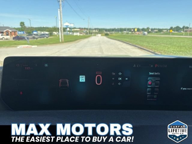 Certified 2025 Ford Expedition Active AWD/4WD image 22