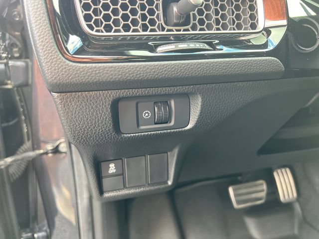 Used 2025 Honda Civic Sport image 14