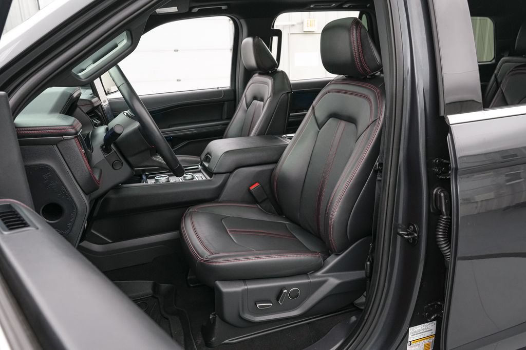 Certified 2024 Ford Expedition Limited AWD/4WD image 12