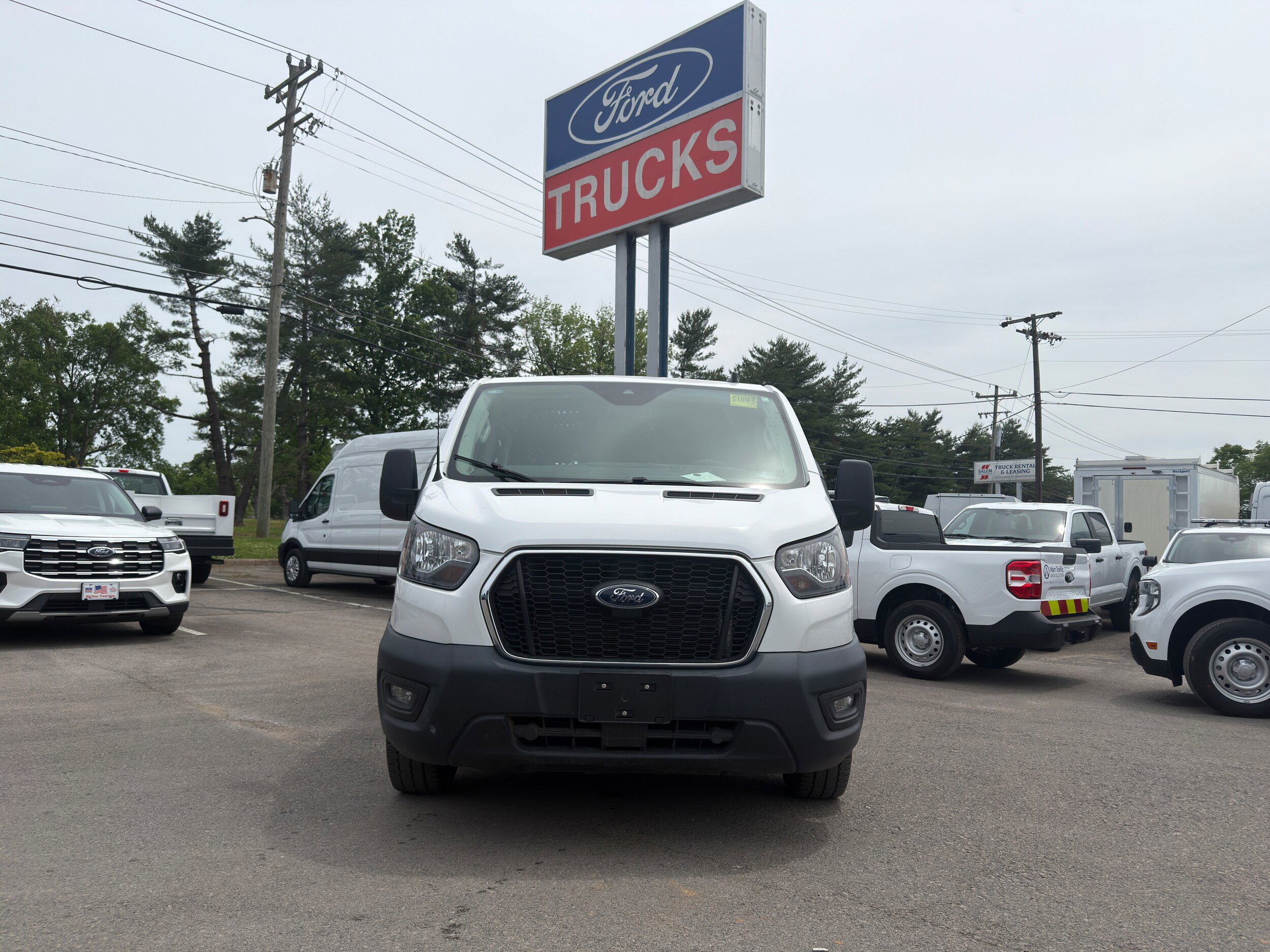 Certified 2024 Ford Transit 250 Low Roof w/ Exterior Upgrade Package RWD image 2