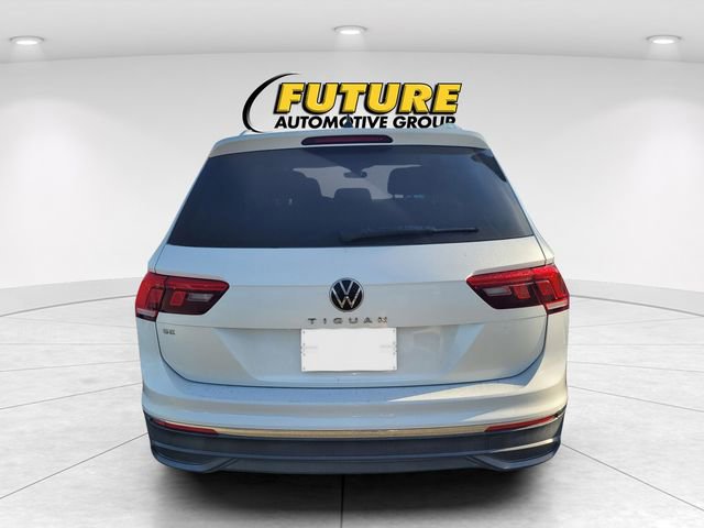 Used 2023 Volkswagen Tiguan SE image 4