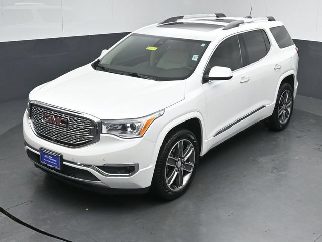 Used 2019 GMC Acadia Denali w/ Technology Package FWD image 48