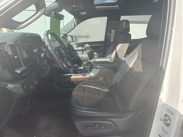 Used 2022 Chevrolet Silverado 1500 High Country w/ Technology Package AWD/4WD image 30