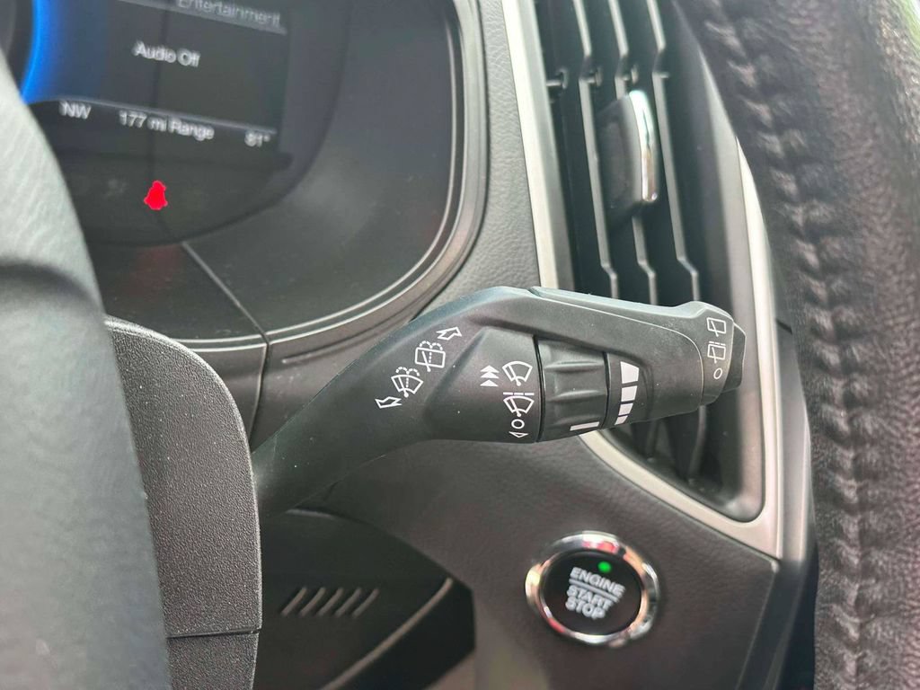 Certified 2024 Ford Edge SEL AWD/4WD image 25