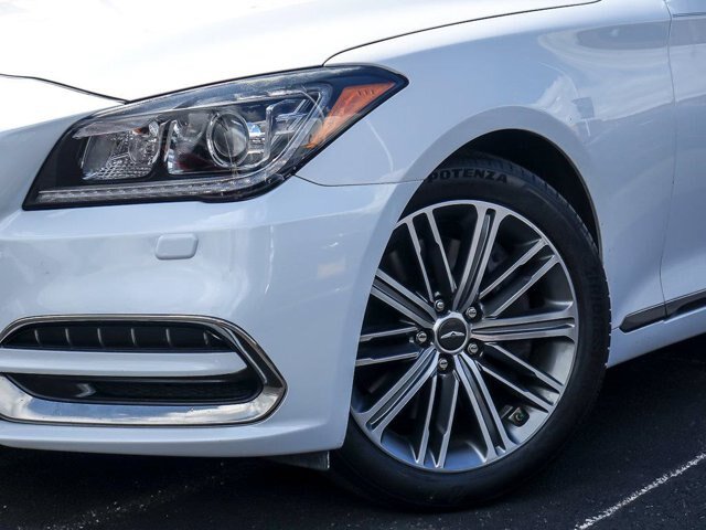 Used 2018 Genesis G80 3.8 AWD/4WD image 4