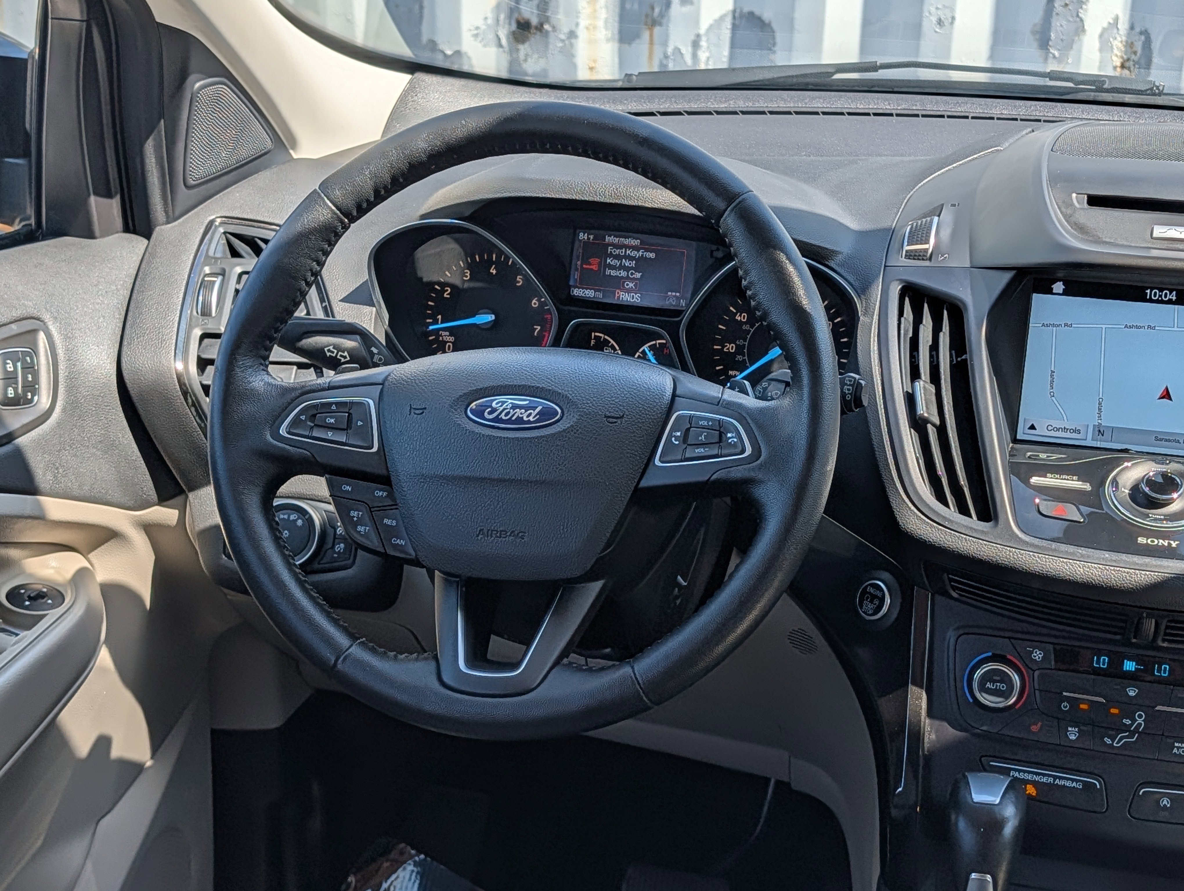 Certified 2017 Ford Escape Titanium FWD image 17
