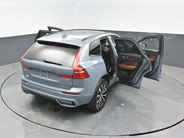 Used 2023 Volvo XC60 B5 Plus w/ Climate Package AWD/4WD image 26