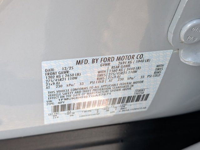 Certified 2026 Ford Explorer Platinum w/ LUX Leather Package AWD/4WD image 31