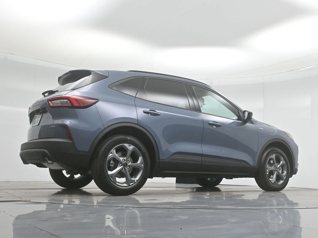 Certified 2025 Ford Escape ST-Line w/ Equipment Group 301A image 14