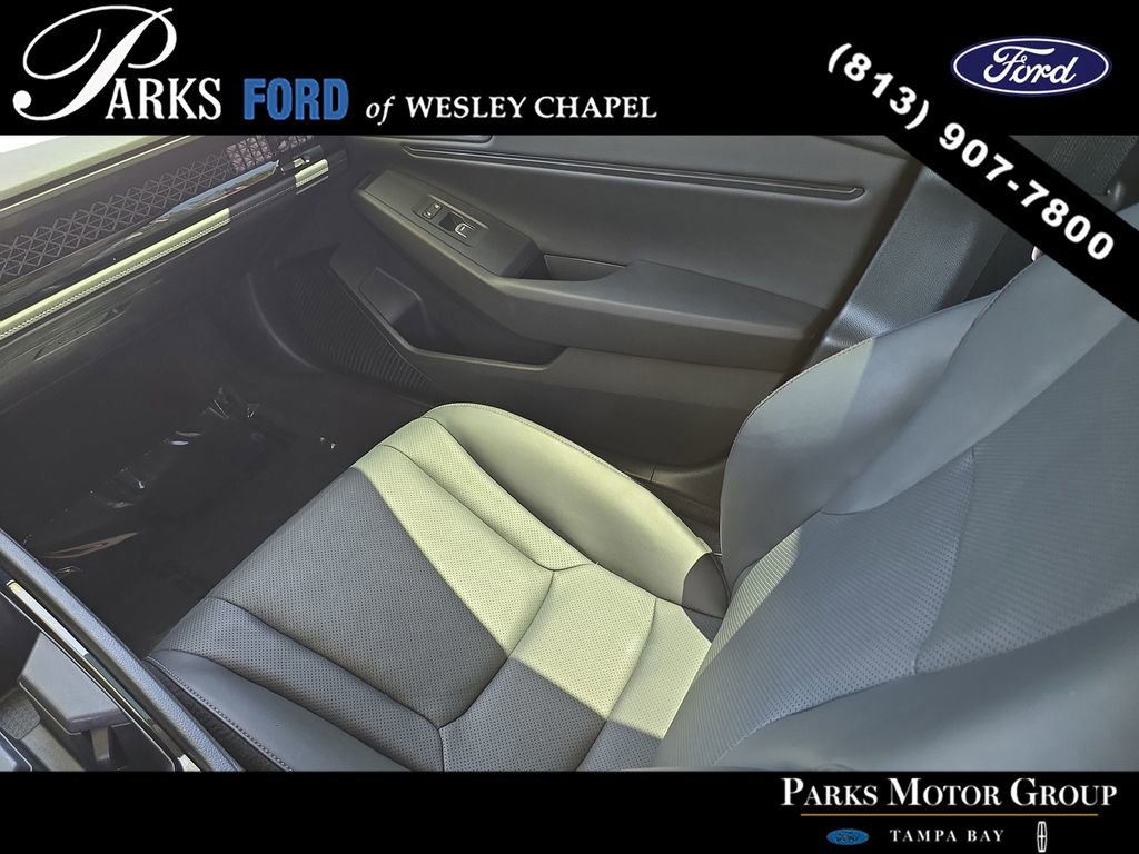 Used 2023 Honda Accord EX-L image 13