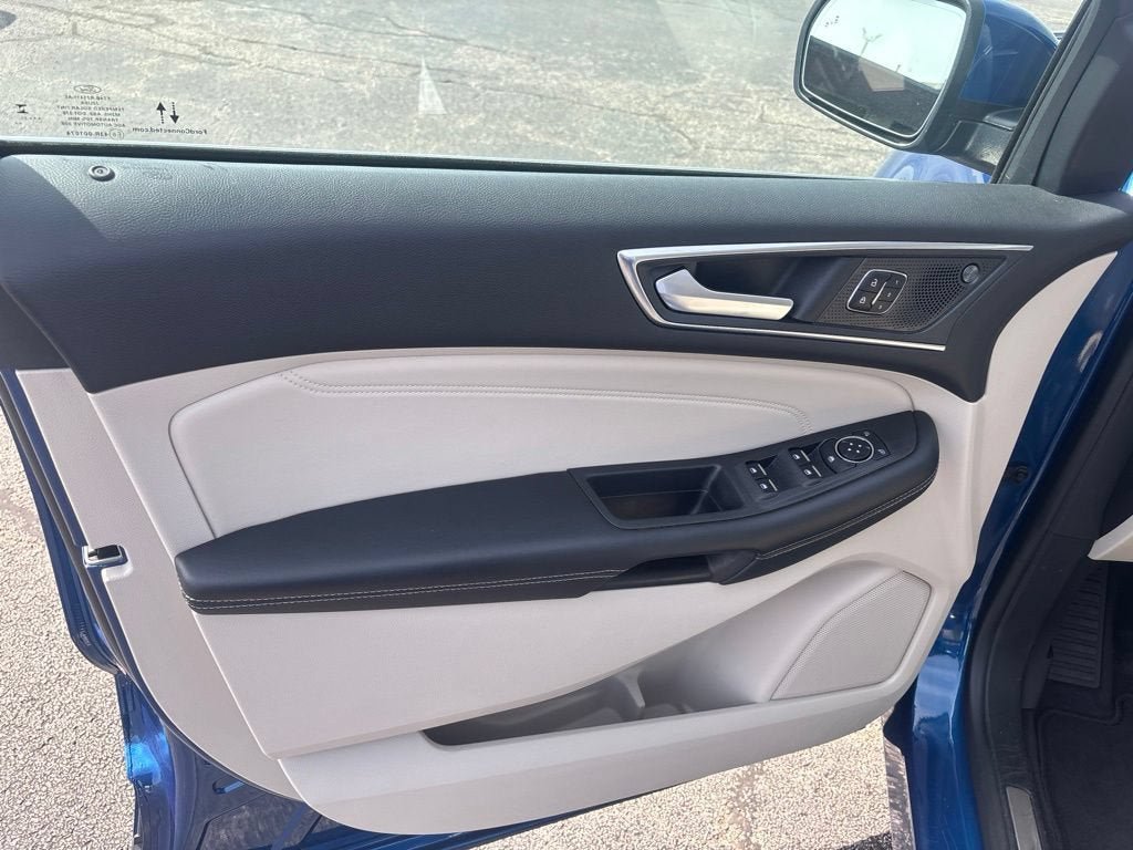 Certified 2023 Ford Edge Titanium w/ Equipment Group 301A AWD/4WD image 13