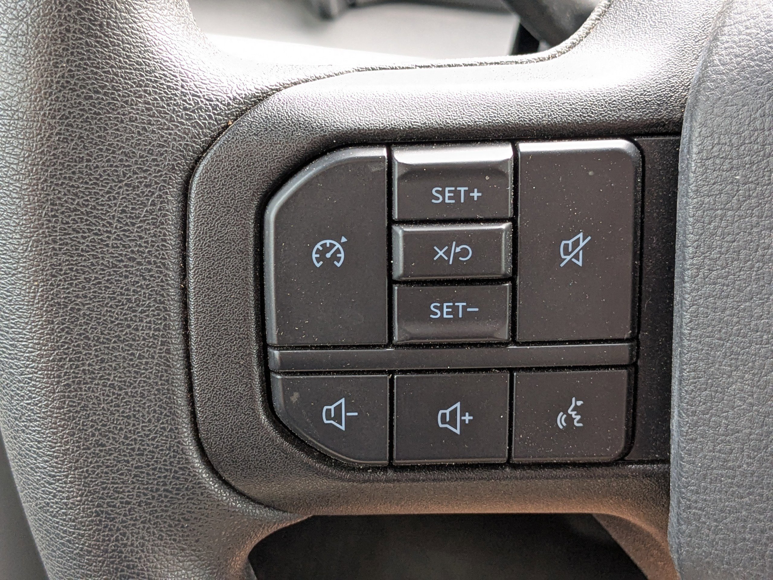 Certified 2023 Ford F350 XL w/ FX4 Off-Road Package image 26