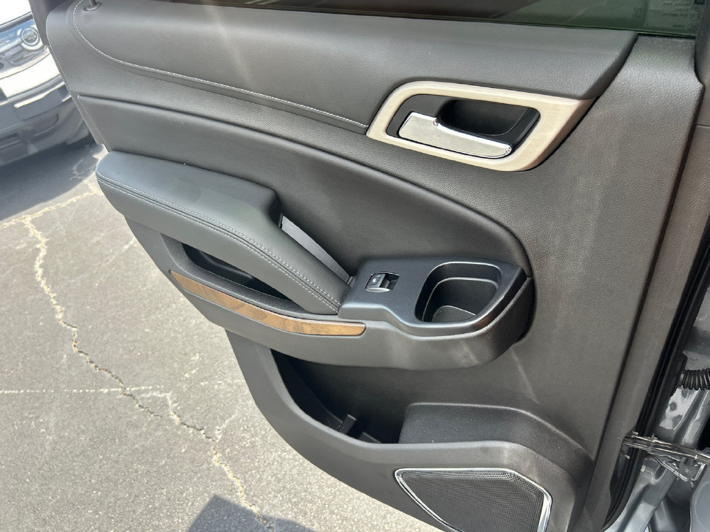 Used 2019 GMC Yukon Denali w/ Denali Ultimate Package AWD/4WD image 25