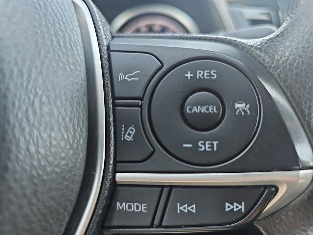 Used 2023 Toyota Camry LE w/ Convenience Package FWD image 17
