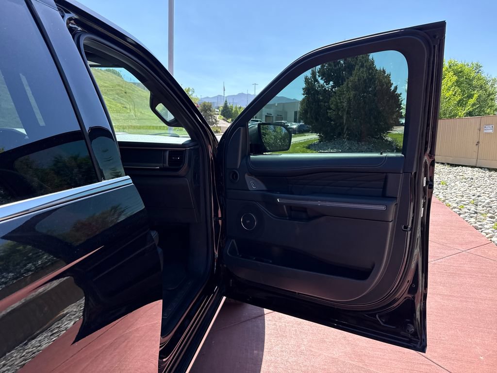 Certified 2024 Ford Expedition Max Platinum AWD/4WD image 30