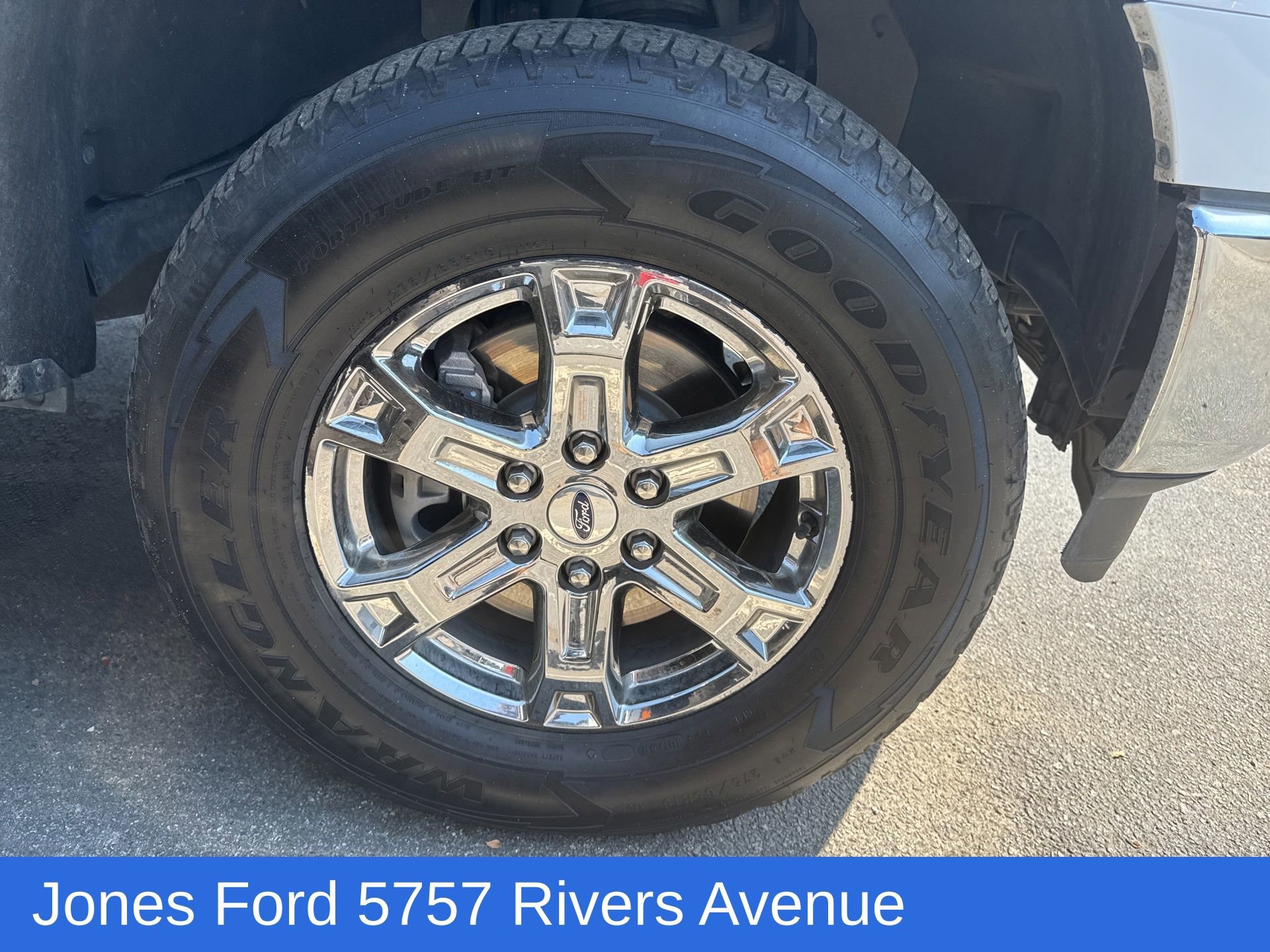 Certified 2021 Ford F150 XLT w/ Equipment Group 302A High image 3