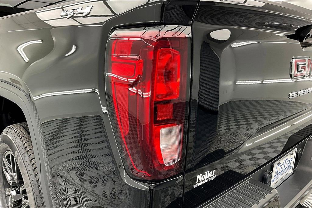 Used 2024 GMC Sierra 1500 Elevation image 31