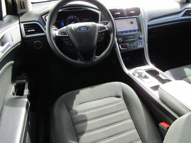 Certified 2020 Ford Fusion SE AWD/4WD image 2