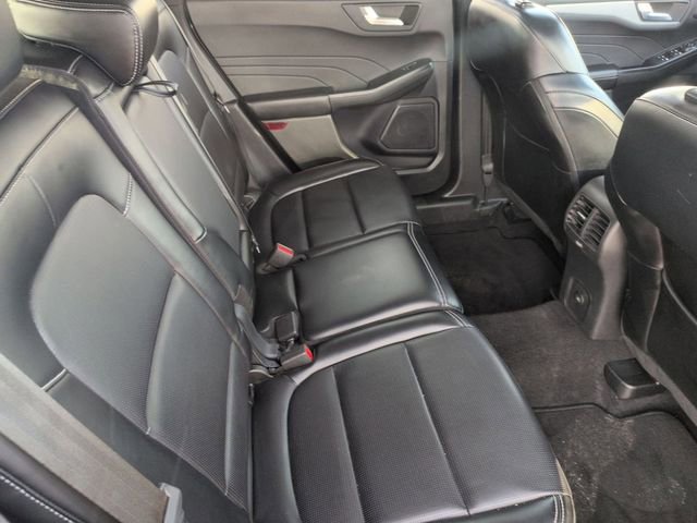 Certified 2024 Ford Escape Platinum image 30