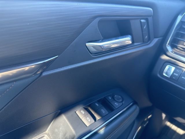 Used 2024 GMC Acadia AT4 w/ Luxury Package image 20