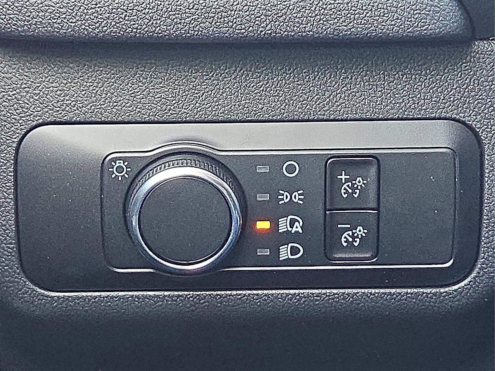 Certified 2025 Ford Escape Active FWD image 22