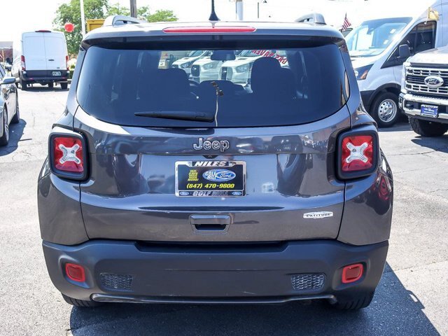 Used 2020 Jeep Renegade Latitude w/ Cold Weather Group AWD/4WD image 8