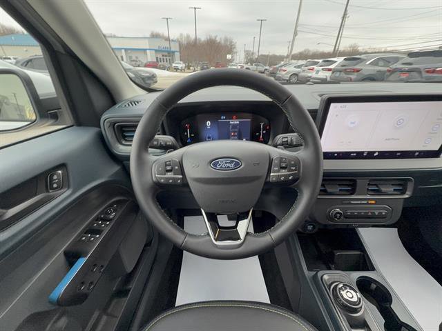 Certified 2025 Ford Maverick Lobo image 13