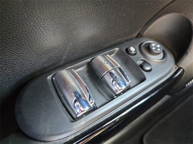 Used 2024 MINI Cooper S image 32