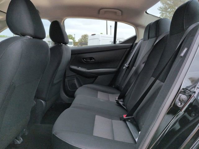 Used 2025 Nissan Sentra SV image 14