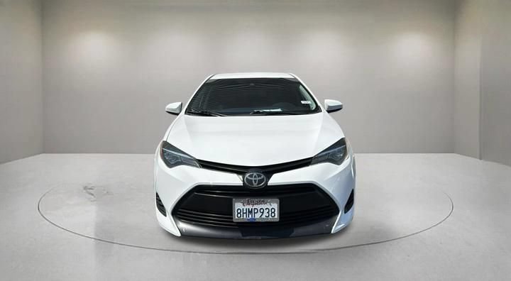 Used 2019 Toyota Corolla LE w/ Carpet Mat Package (TMS) FWD image 2