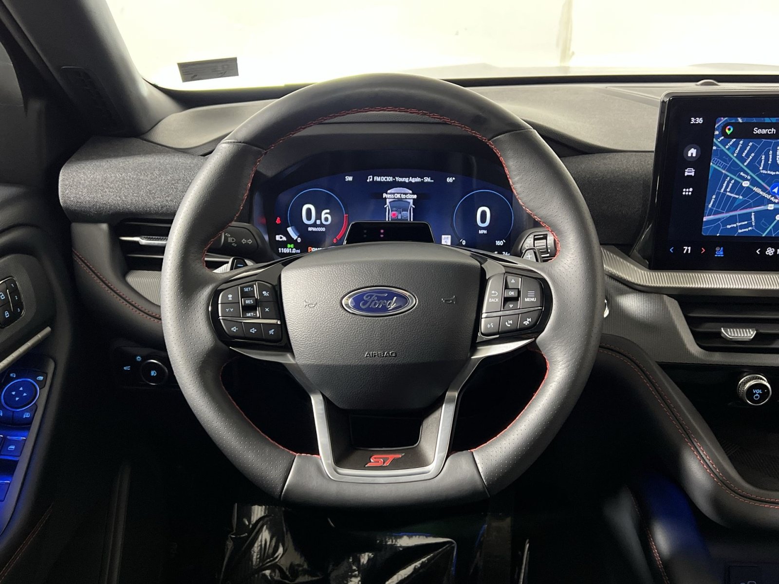 Certified 2026 Ford Explorer ST AWD/4WD image 16