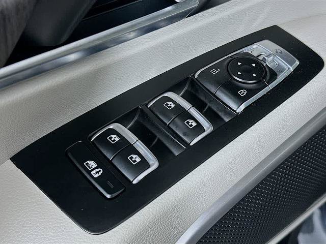 Used 2024 Kia Telluride EX w/ EX Captain's Chair Package FWD image 27
