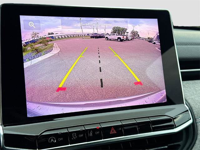 Used 2024 Jeep Compass Latitude image 11