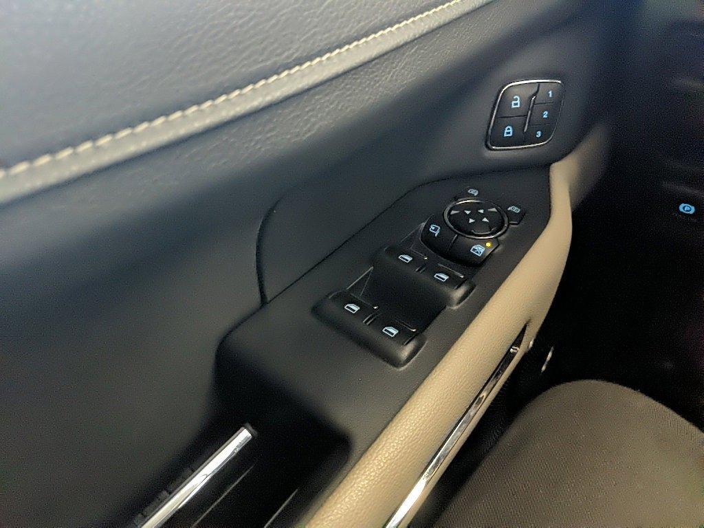 Certified 2022 Ford Expedition Max Limited image 27