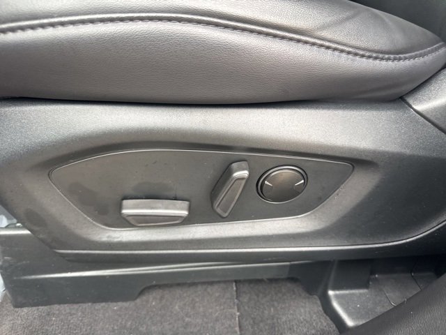 Certified 2023 Ford Explorer XLT w/ Equipment Group 202A image 23