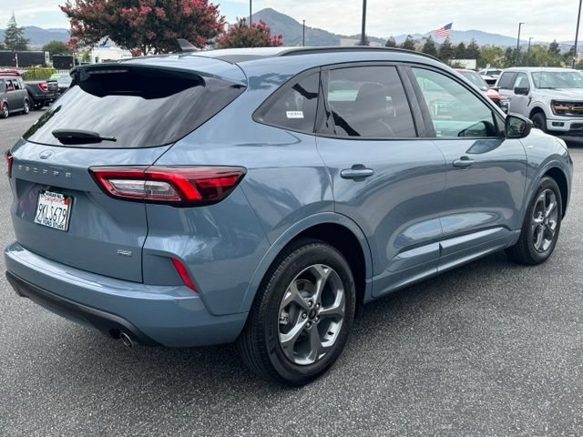 Certified 2023 Ford Escape ST-Line w/ Equipment Group 301A FWD image 5