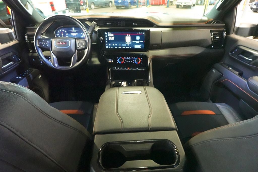 Used 2024 GMC Sierra 2500 AT4 w/ Technology Package AWD/4WD image 11