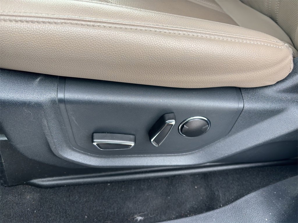 Certified 2024 Ford Expedition Limited image 41