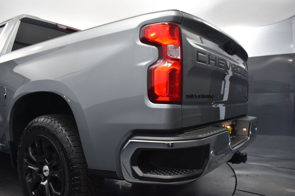 Used 2024 Chevrolet Silverado 1500 LTZ w/ LPO, Dark Essentials Package AWD/4WD image 23
