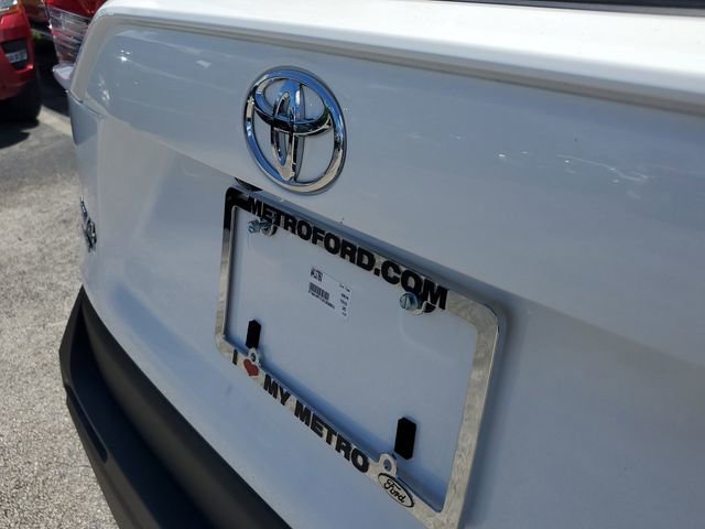 Used 2025 Toyota RAV4 XLE w/ Convenience Package FWD image 8