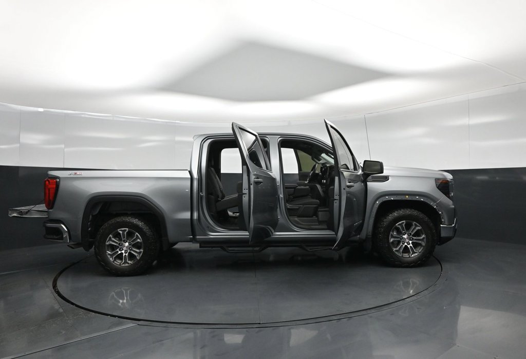 Used 2024 GMC Sierra 1500 Pro w/ Pro Value Package AWD/4WD image 5
