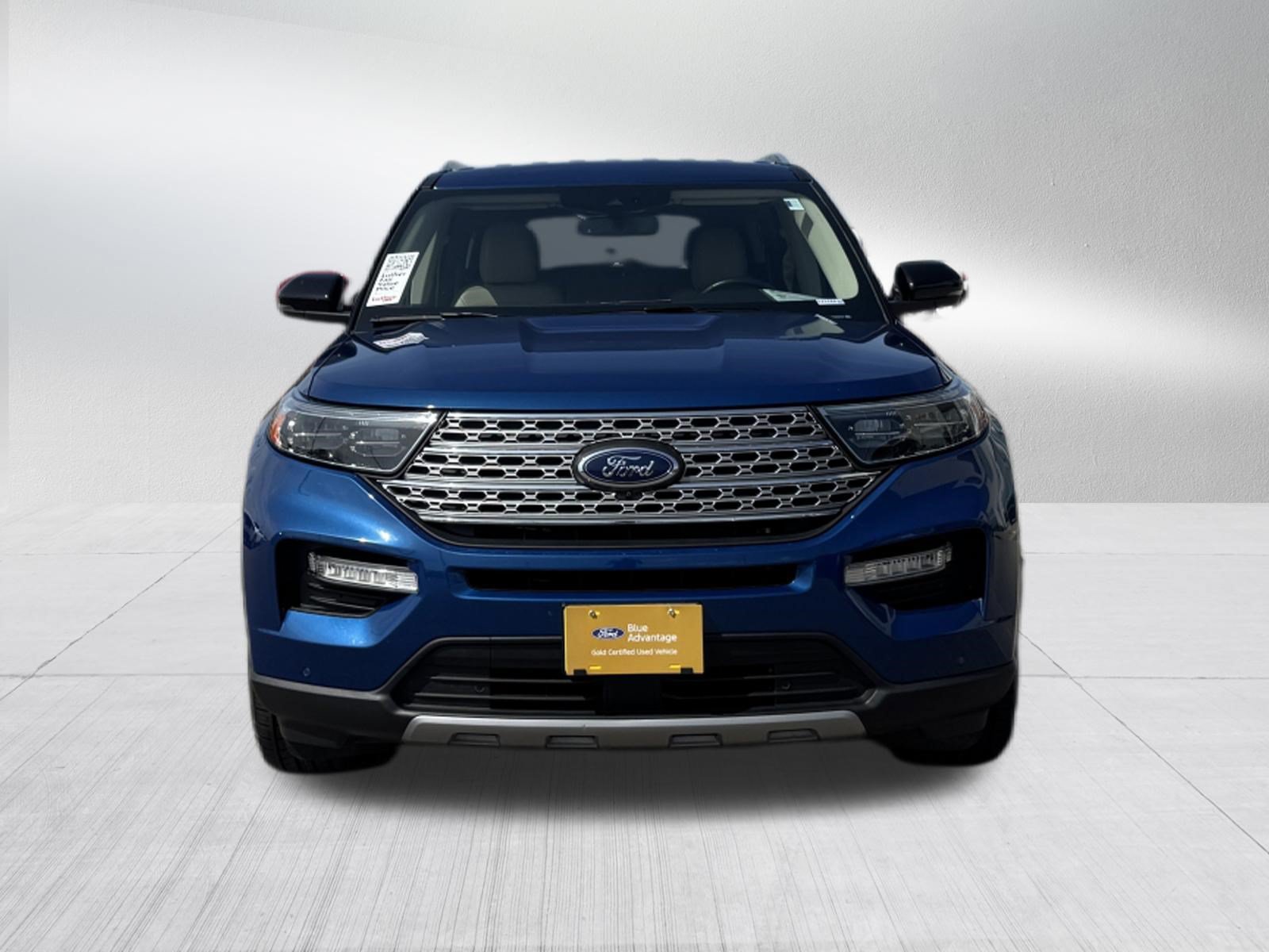 Certified 2022 Ford Explorer Limited w/ Equipment Group 301A AWD/4WD image 2