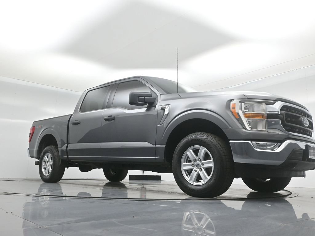 Certified 2022 Ford F150 XLT w/ Equipment Group 301A Mid image 4