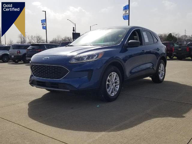 Certified 2022 Ford Escape SE w/ Cold Weather Package AWD/4WD image 1