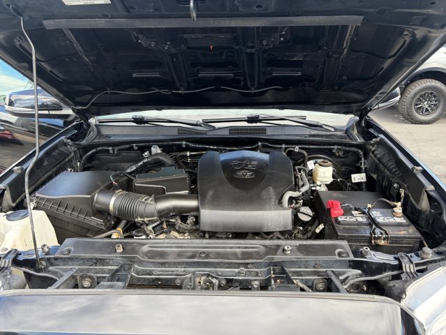 Used 2021 Toyota Tacoma TRD Sport AWD/4WD image 20