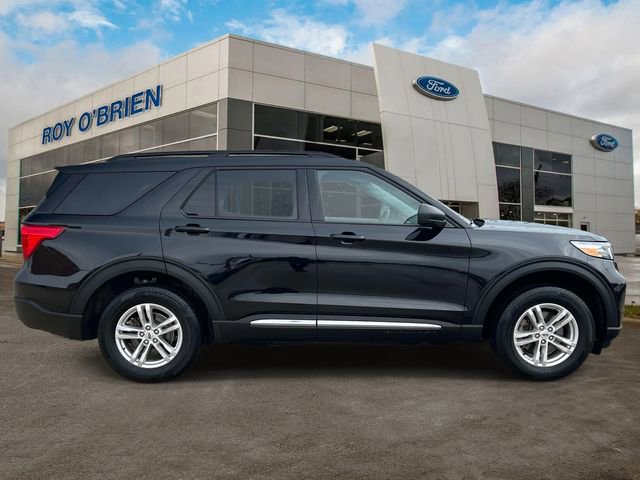 Certified 2023 Ford Explorer XLT w/ Equipment Group 202A image 6