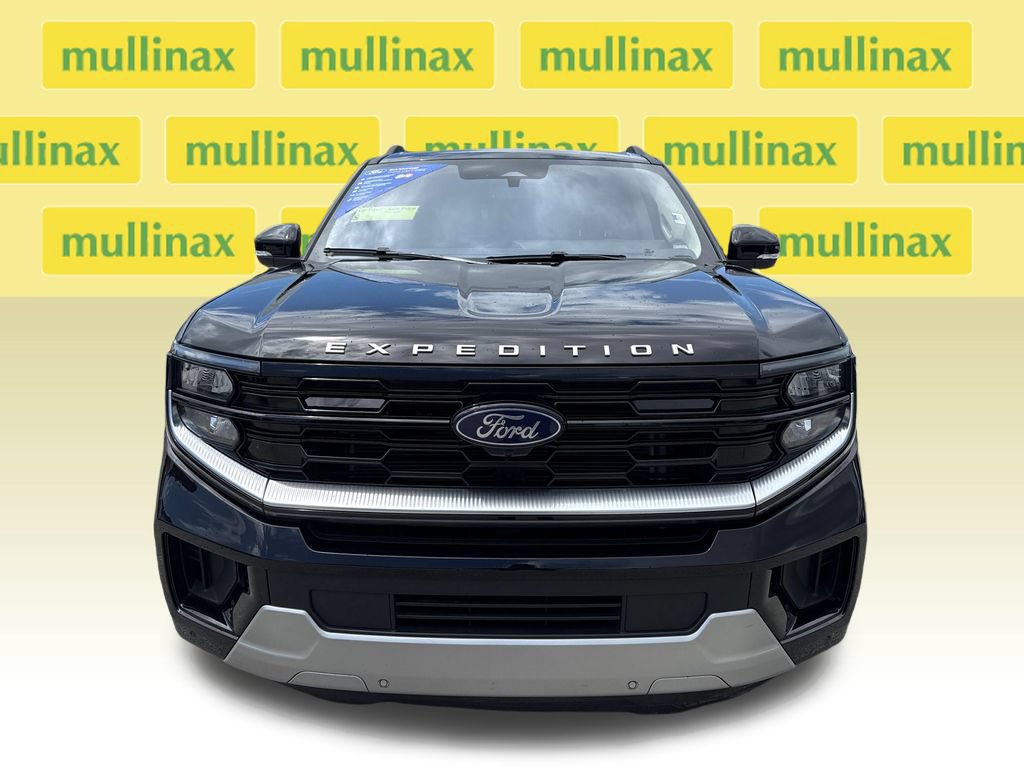 Certified 2025 Ford Expedition Platinum AWD/4WD image 12