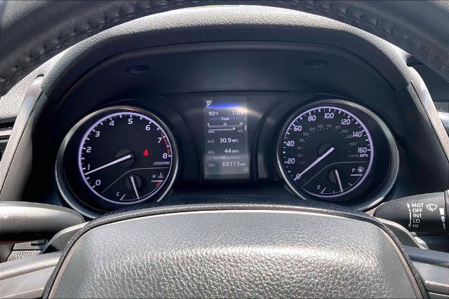 Used 2022 Toyota Camry SE FWD image 20