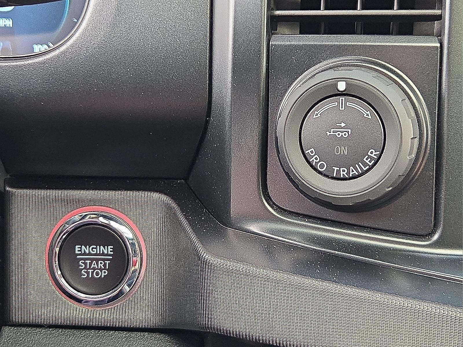 Certified 2023 Ford F250 Platinum AWD/4WD image 19